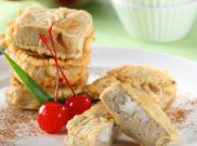 Camilan Pisang Goreng Kelapa Muda Teman Saat Bersantai