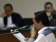 Suasana Sidang Komedian Mandra di Pengadilan Tipikor