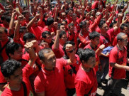 Ribuan Demonstran Buruh Jadi Ladang Rezeki Ratusan PKL