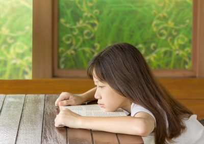 Tips Membaca Buku dengan Benar
