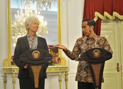 Presiden Jokowi Ingin Undang-Undang Penghambat Investasi Direvisi