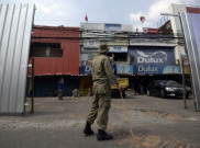 Pasca Direlokasi, Pedagang Tekstil Pasar Benhil Melaba