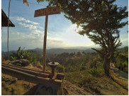 Pesona Taburan Bintang dari Puncak Bukit Moko Bandung