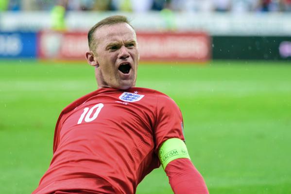 Wayne Rooney Samai Rekor Legenda Inggris