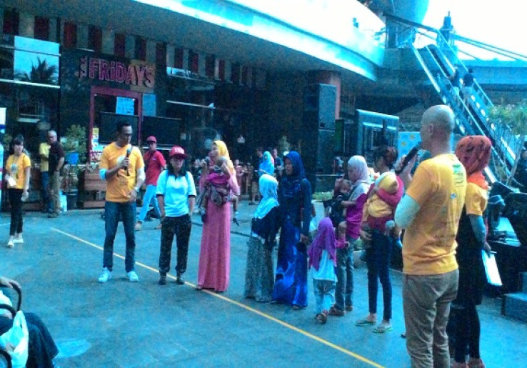 Para Artis pun Rela Botak Rambut untuk Anak Penderita Kanker