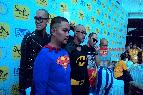 Puluhan Artis Ramai-Ramai Botaki Kepala Demi Penderita Kanker
