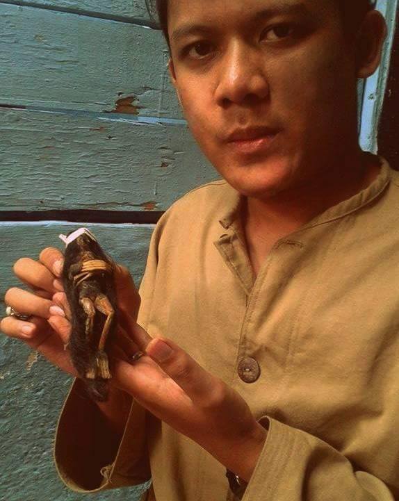 Kisah Nyata, Pesulap Ini Pelihara Jengglot