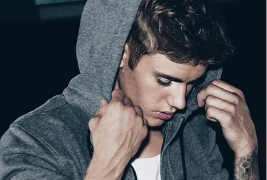 Justin Bieber Minta Maaf Usai Kabur dari Panggung 