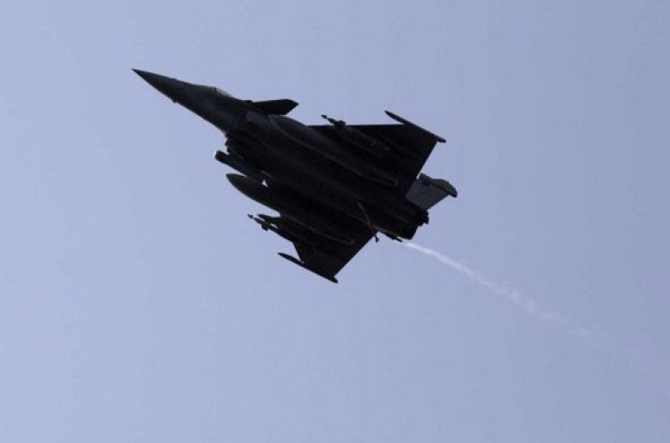 Prancis Siap Luncurkan Serangan Udara di Suriah 