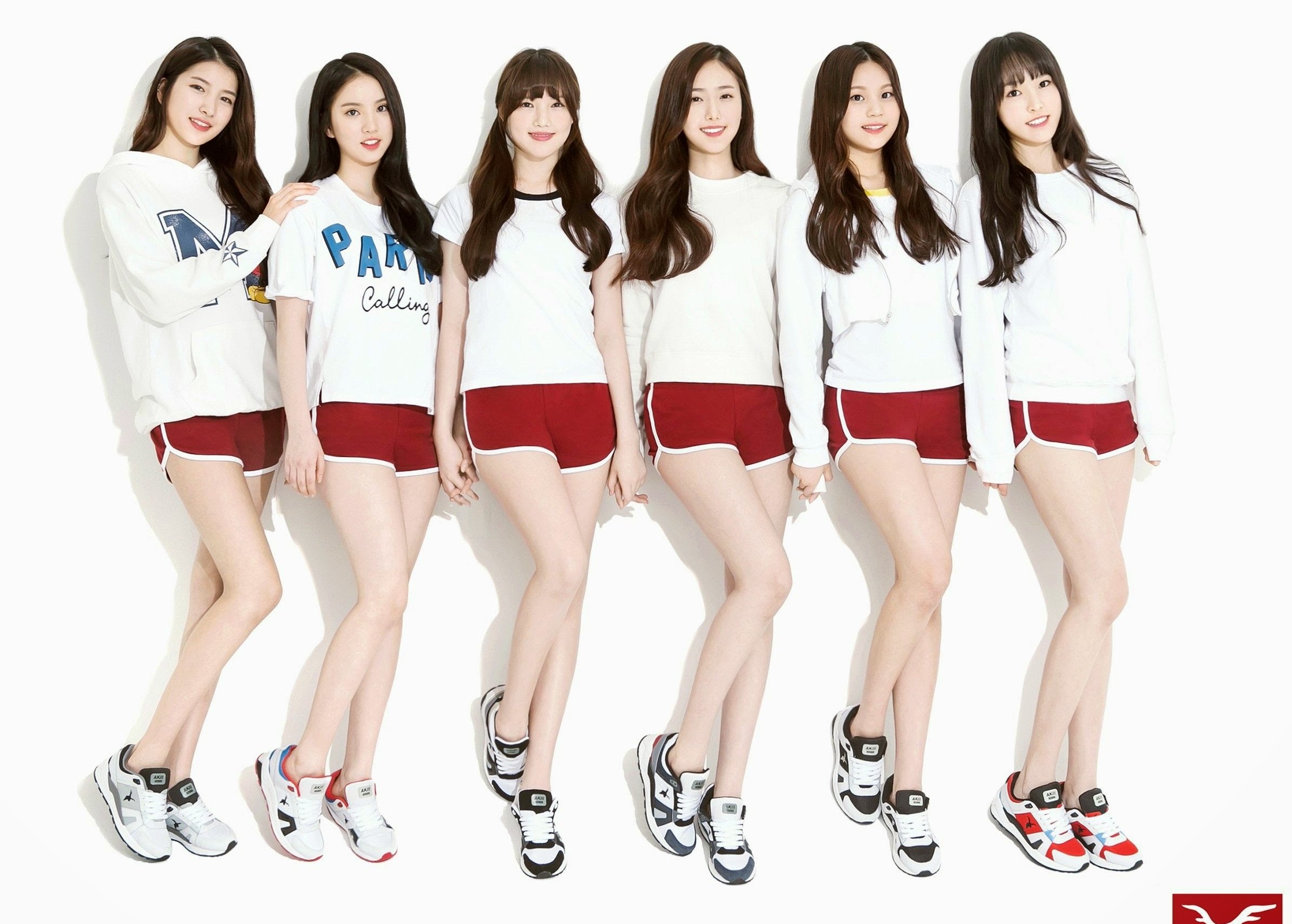 Lagu 'Me Gustas Tu' GFRIEND Langsung Meroket Pasca Insiden Jatuh di Atas Panggung,