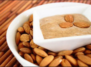 Masker Almond Bisa Bebaskan Wajah dari Flek Hitam