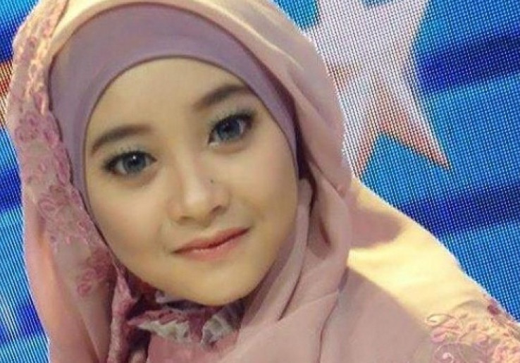 Jadi Artis, Ega Kuningan Tetap Ramah dengan Teman Sekolah 