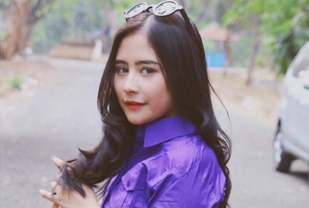 Prilly Tampil Garang di Atas Moge