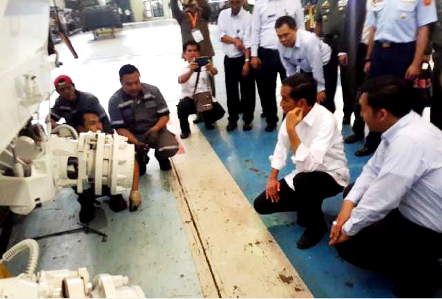 Presiden Jokowi Pasarkan Alutsista Dalam Negeri ke Negara Arab