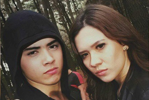 Aliando Berduaan di dalam Mobil dengan Michelle Joan, Ngapain Yah?