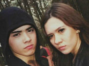 Aliando Berduaan di dalam Mobil dengan Michelle Joan, Ngapain Yah?