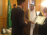 Presiden Jokowi Terima Penghargaan dari Raja Arab Saudi