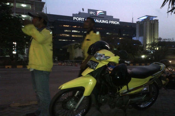 Marak Ojek Online, Begini Ojek Pangkalan Pelabuhan Tanjung Priok Bertahan