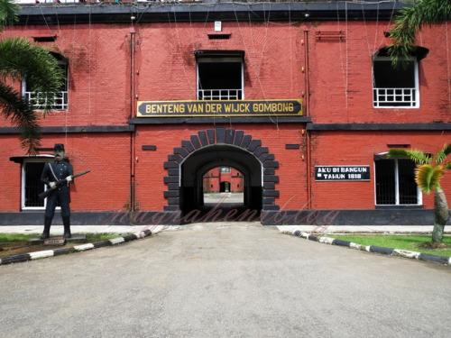 Wisata Sejarah di Benteng Van Der Wijck yang Menawan
