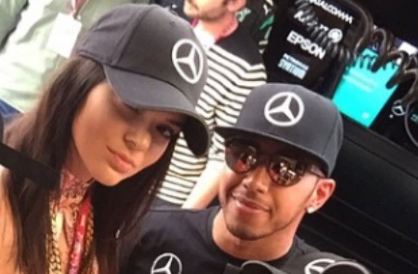 Kendall Jenner Pacaran dengan Lewis Hamilton?