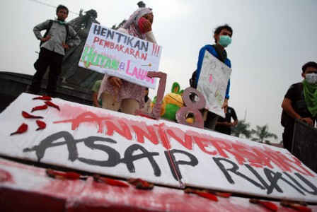 Masyarakat Riau Adukan Kabut Asap ke Komnas HAM