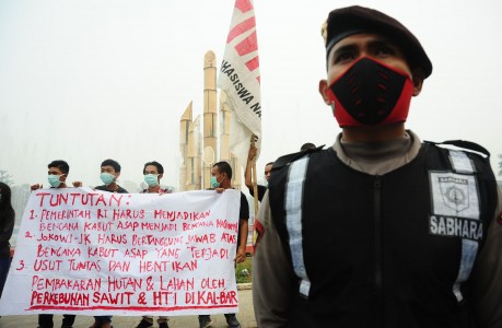 DPR: Kabut Asap Harus Ditetapkan Menjadi Bencana Nasional