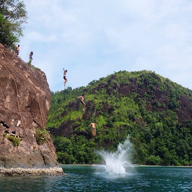 Mandeh, Raja Ampat dari Barat