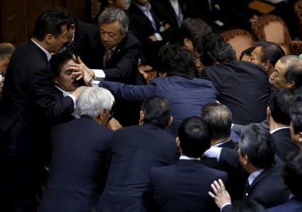 Bakal Kerahkan Tentara di Luar Negeri, Parlemen Jepang Ricuh