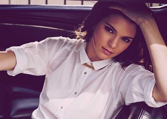Kendall Jenner Buka-bukaan Tentang Kisah Asmaranya