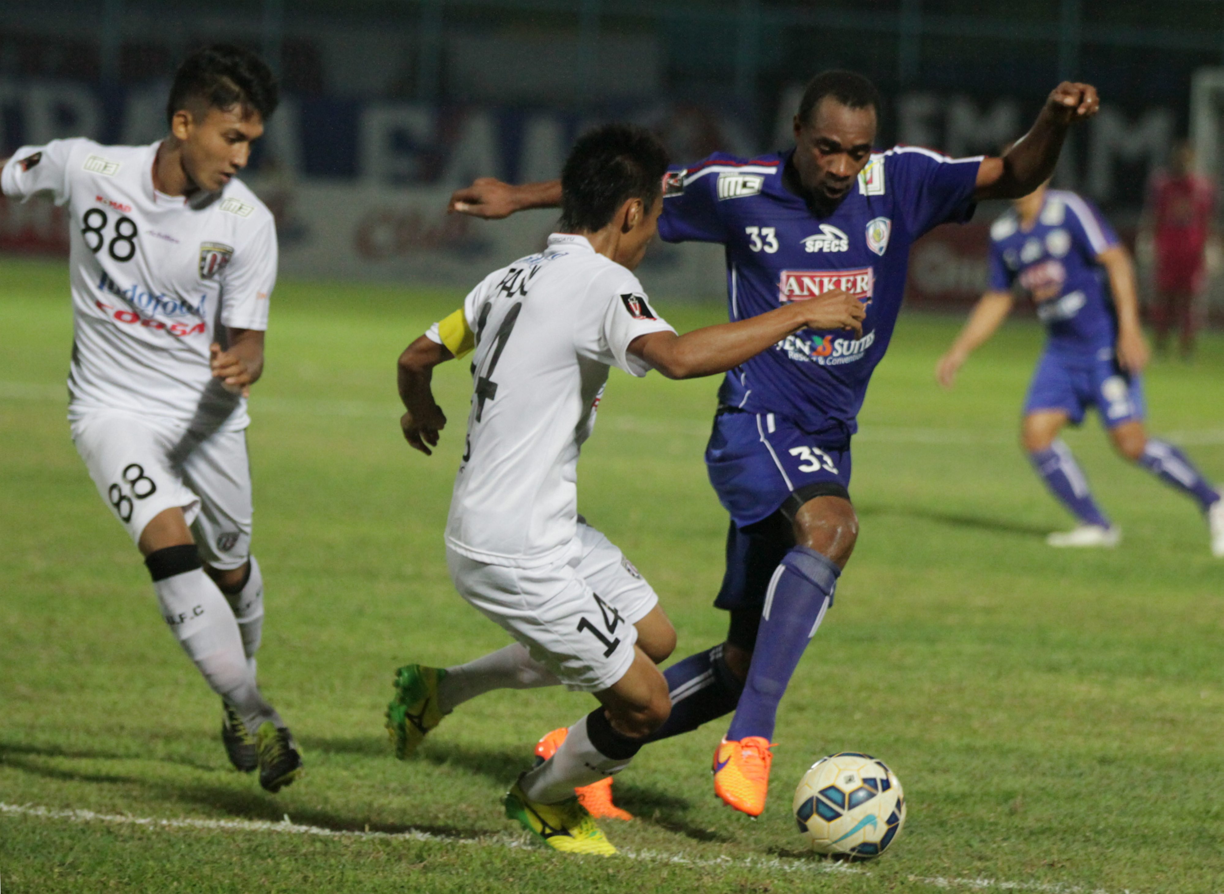 Arema dan Mitra Kukar Menang di Leg Pertama Babak Perempatfinal