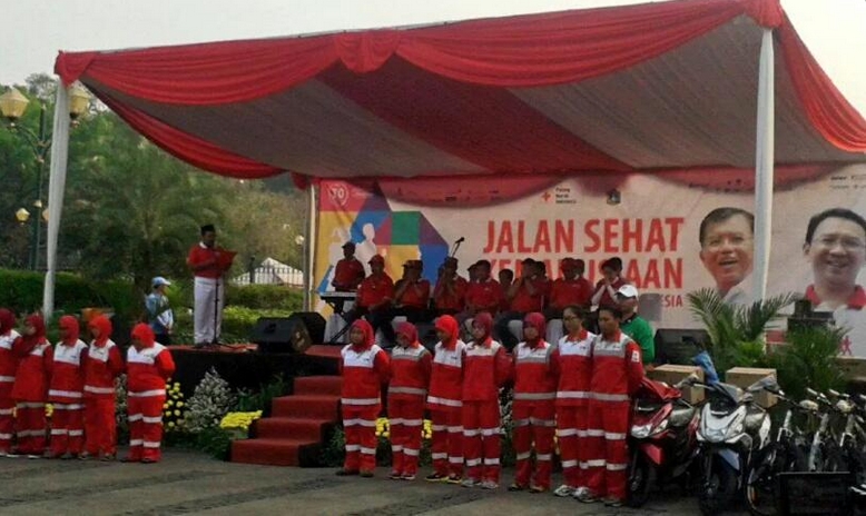 Jusuf Kalla Resmikan Jalan Sehat PMI