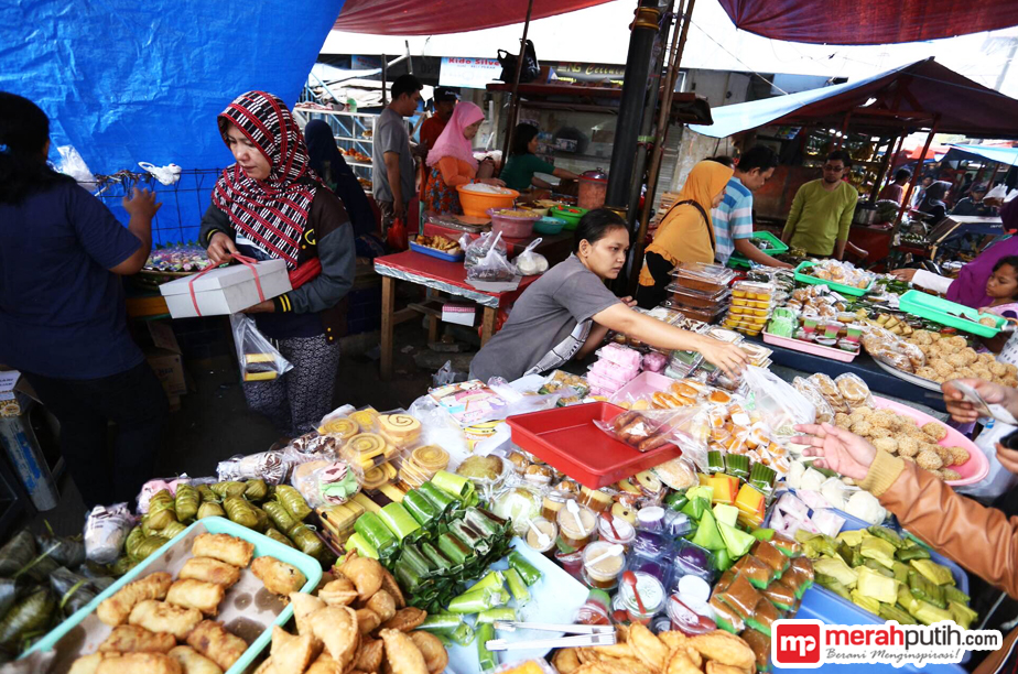[Video] Mengintip Aktivitas Pasar Lama Tangerang (3)