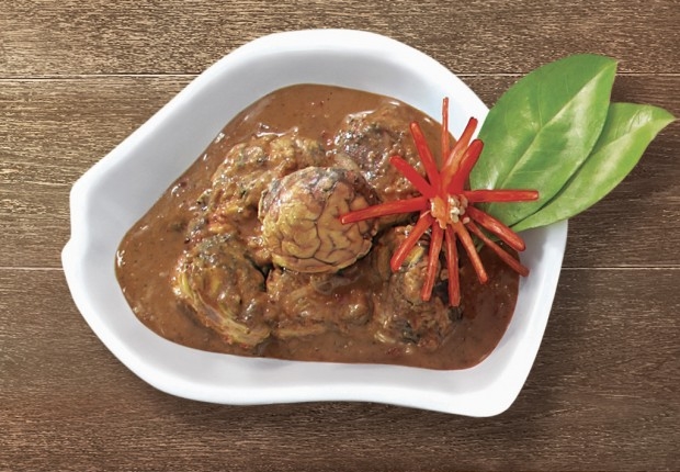 Otak Sapi Bumbu Pecel Menu Spesial Idul Adha