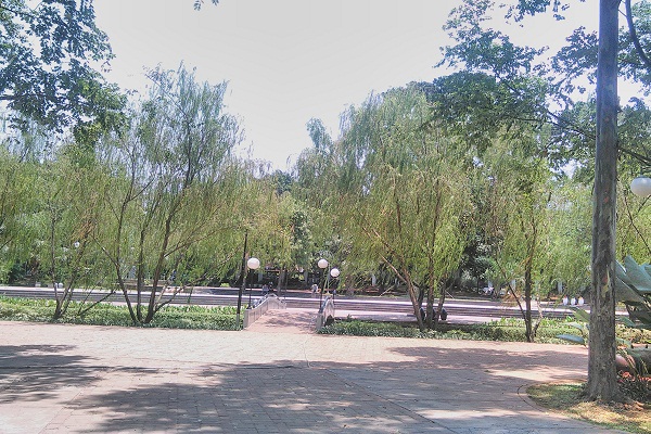 Pedagang Taman Honda Bersyukur Kebijakan Fauzi Bowo Tak Berubah