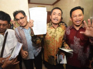 Sidang MKD Kasus Setya Novanto Diwarnai Gebrakan Meja