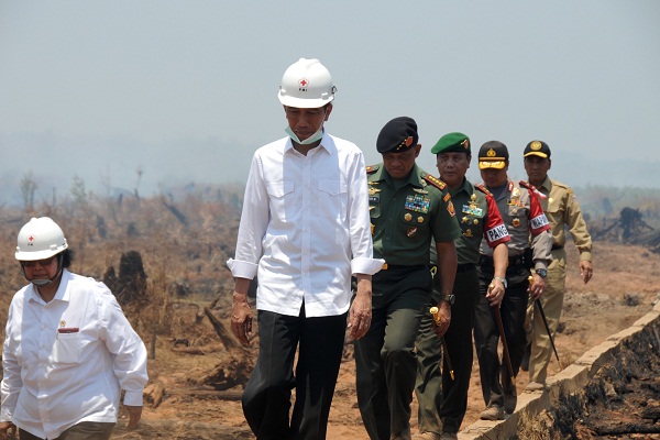 Presiden Jokowi Harus Awasi Langsung Implementasi Paket Kebijakan Ekonomi 