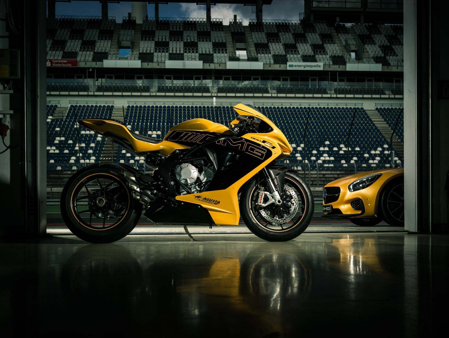 F3 800, Motor Sport Besutan Mercedes Benz & MV Agusta
