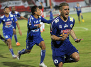 Trigol Gonzales Bawa Arema ke Semifinal
