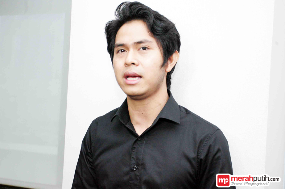 Hampir Jadi Korban, Cakra Khan Angkat Lagu Tsunami Pangandaran