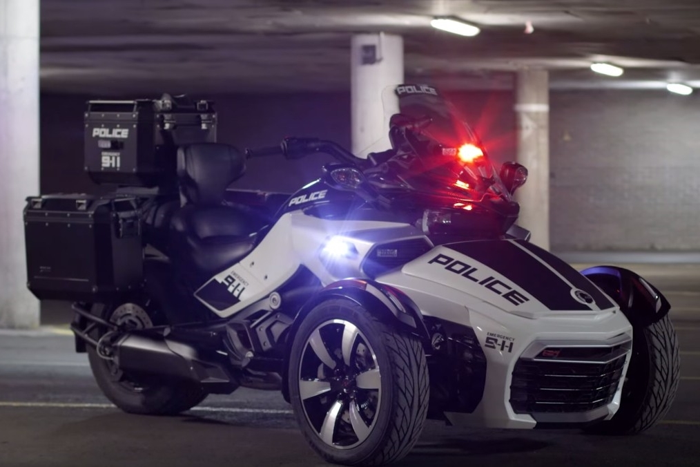 Can-Am Spyder Rilis Moge Roda TIga Khusus Polisi