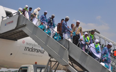 Tiga Belas Kloter Jemaah Haji Indonesia Kembali ke Tanah Air