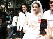 Makna Spesial Cincin Nikah Pasangan Chelsea Olivia-Glenn Alinskie