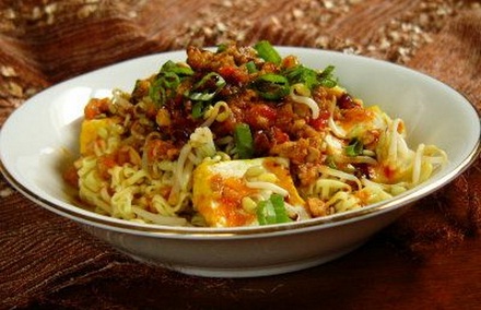 Lezatnya Taoge Goreng Khas Bogor