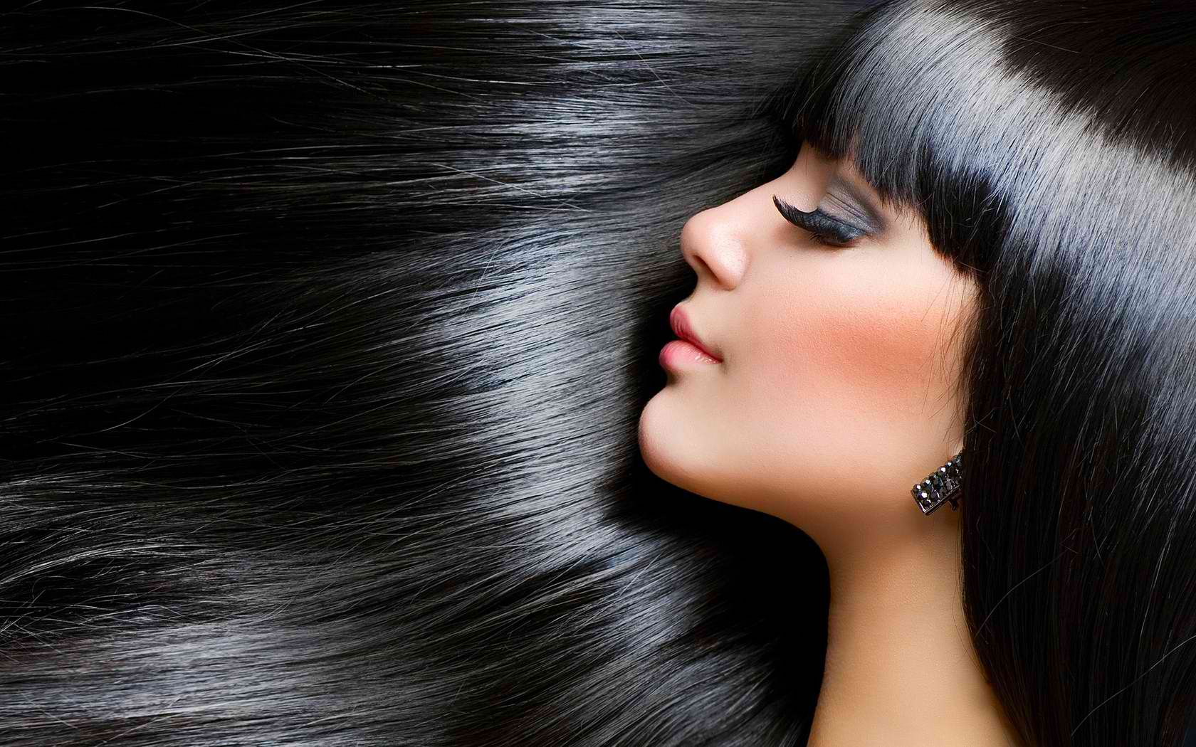 Cara Mudah dan Murah Bikin Rambut Berkilau Setiap Hari
