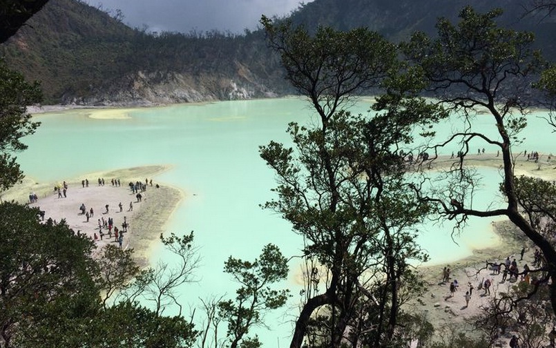 Kawah Putih, Destinasi Favorit Wisata di Bandung