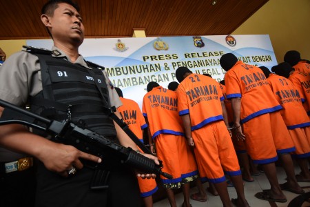 Pimpin Rapat Pembunuhan Salim Kancil, Kades Selok Awar-Awar Jadi Tersangka