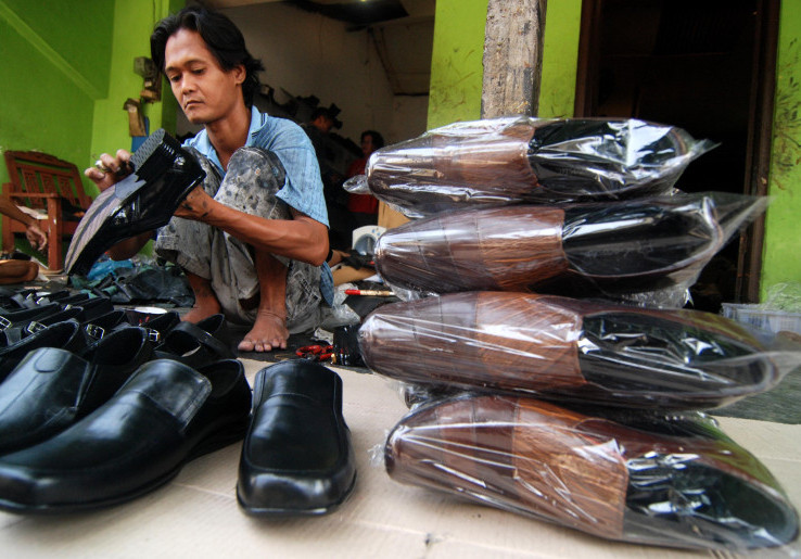 Penurunan Tarif Listrik Kurang Berpengaruh Bagi Industri Sepatu