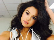 Selena Gomez Segera Gelar Tur Dunia 2016