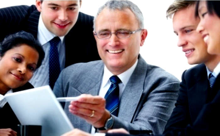 4 Cara Jitu Mencuri Perhatian Si Bos