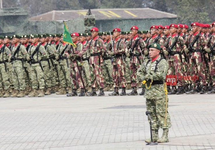 Peringatan HUT TNI ke-70